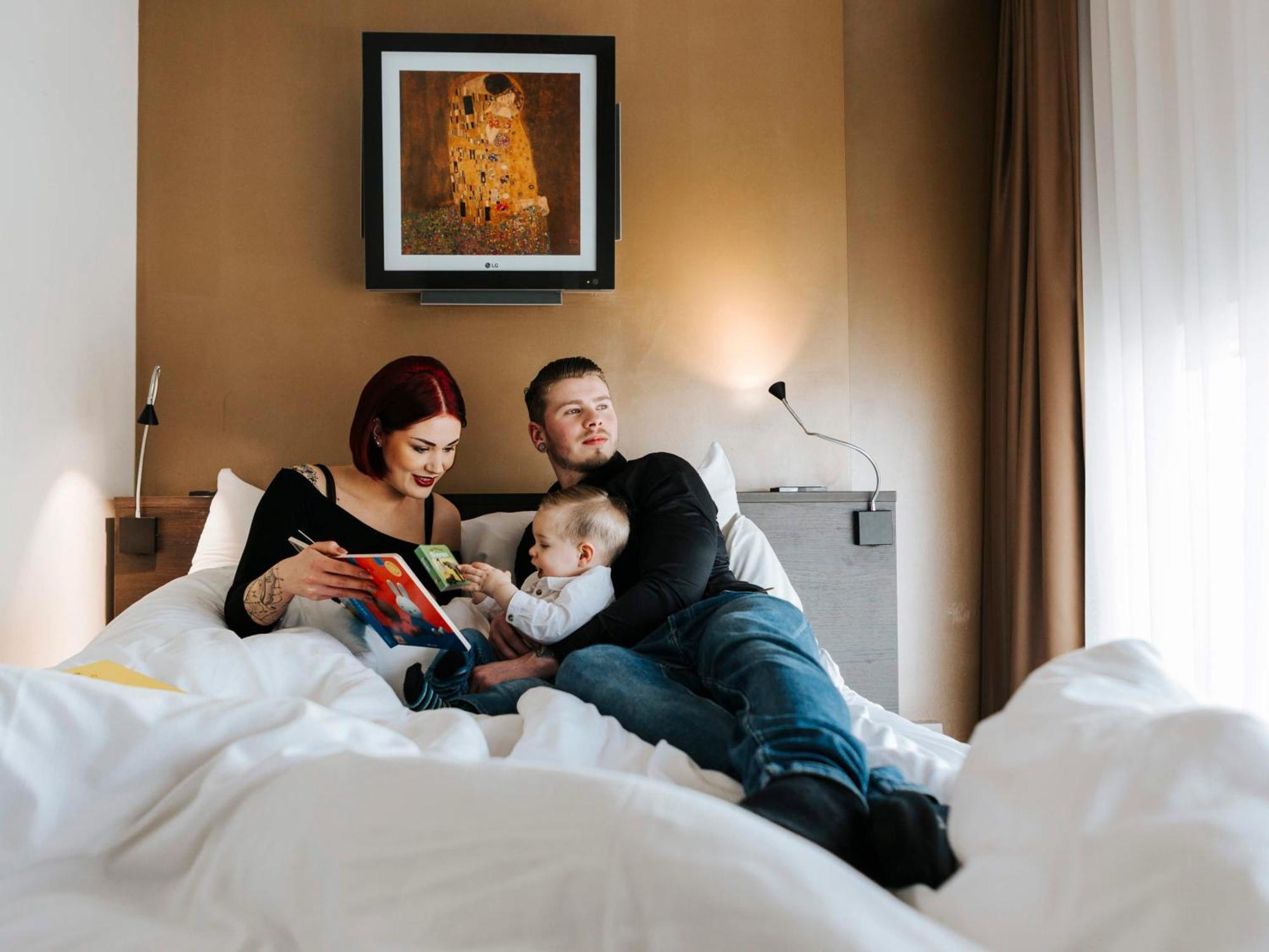 The Hague Teleport Hotel Room photo